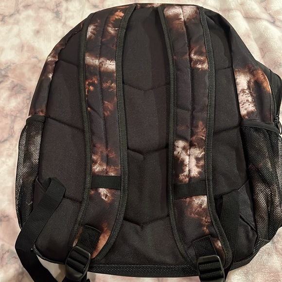 Backpack - Picture 12 of 12